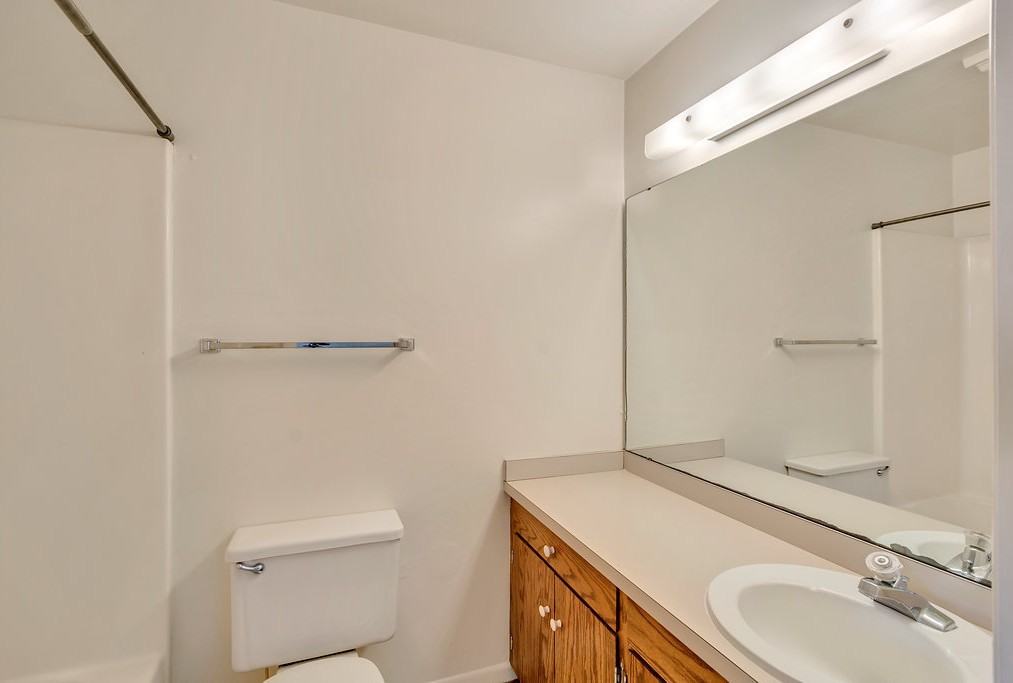 1543 Birnam Dr - Photo 6 of 10