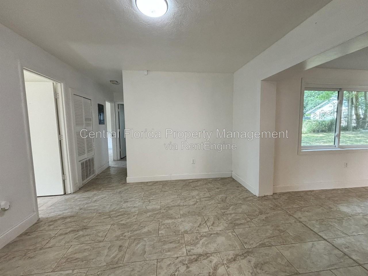4606 Meadowbrook Ave - Photo 2 of 22
