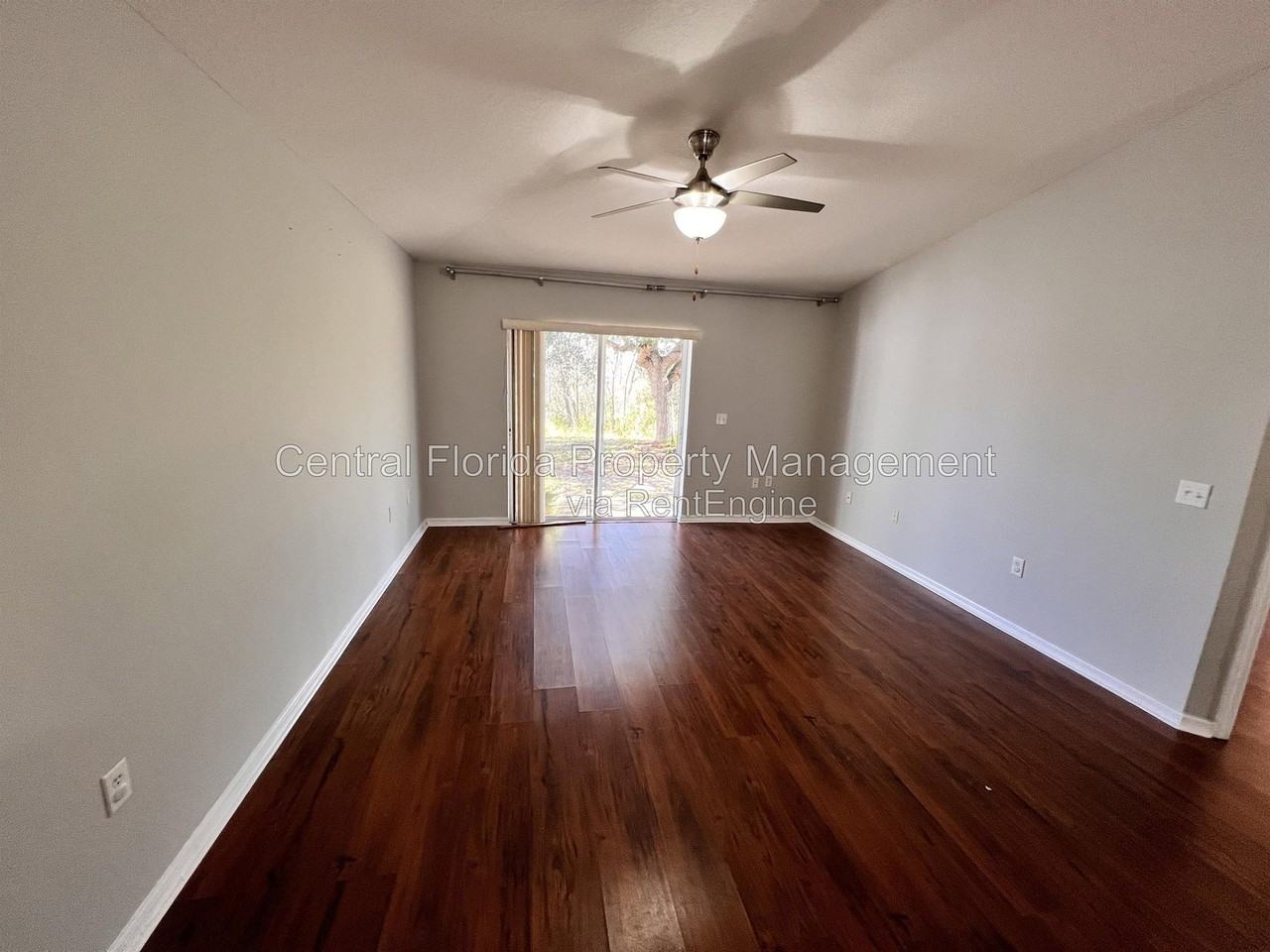 5647 Sycamore Canyon Dr - Photo 4 of 25