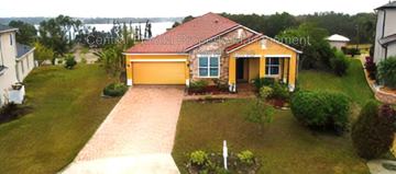featured image of 9861 Lenox St