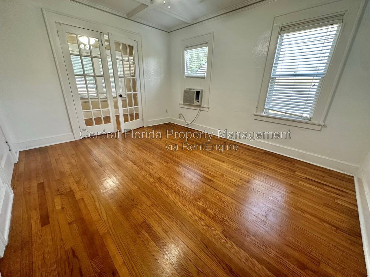 617 N Hyer Ave #2 - Photo 3 of 12