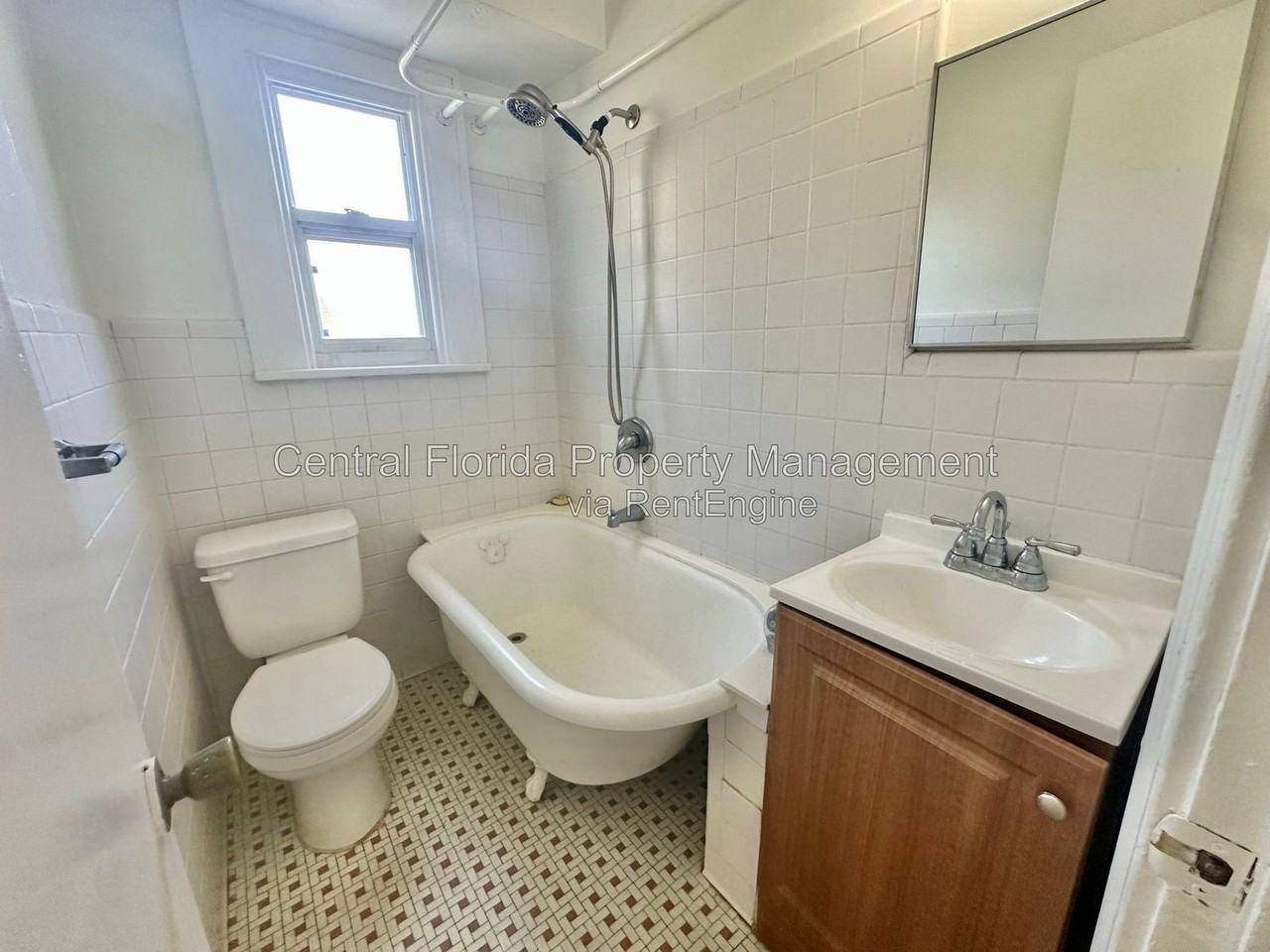 617 N Hyer Ave #2 - Photo 7 of 12
