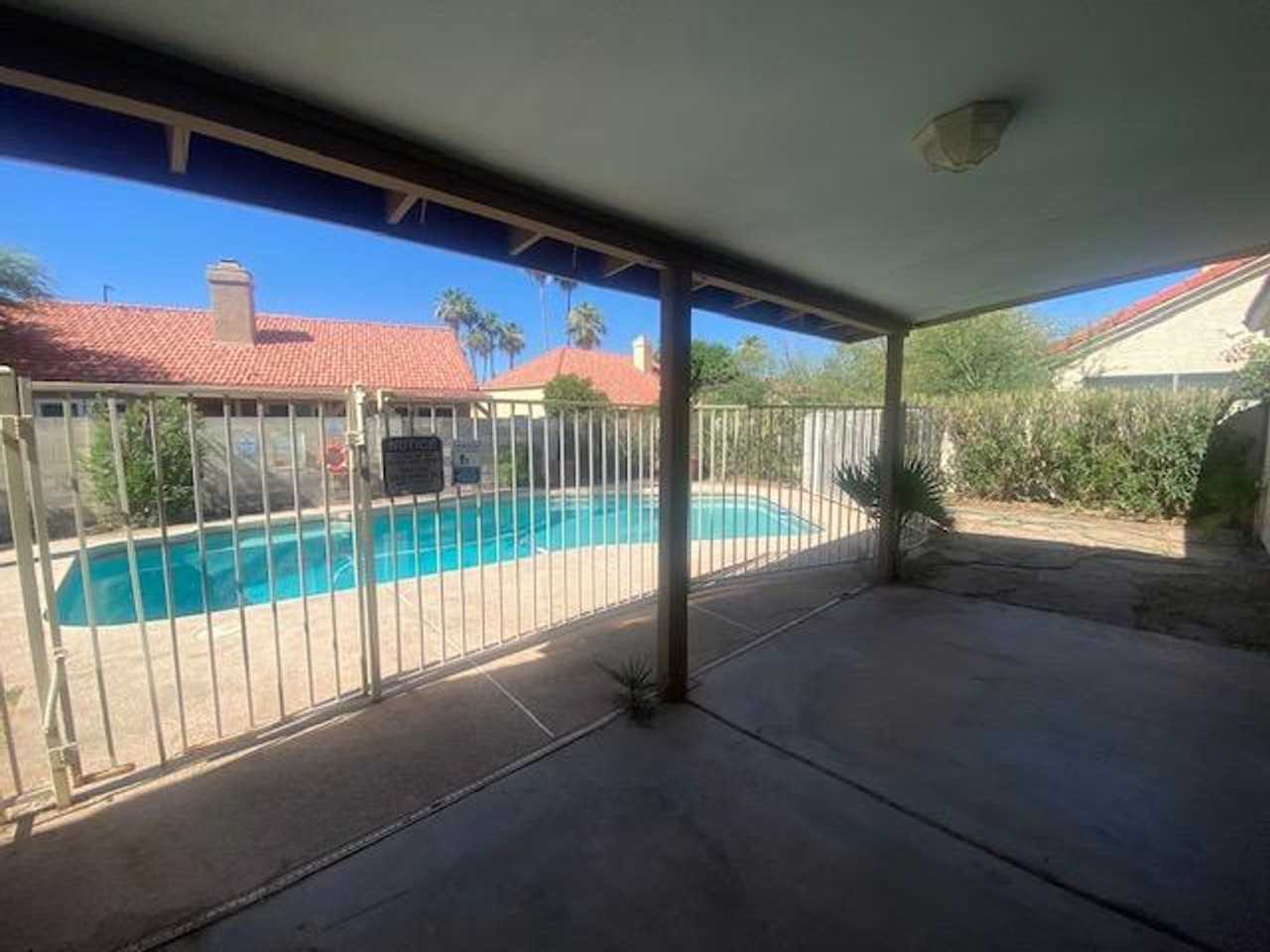 1249 E Laurel Ave - Photo 7 of 36