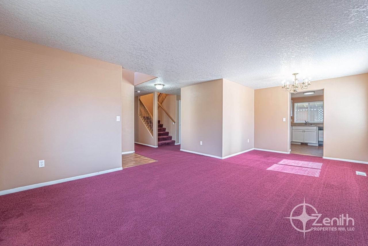 15501 Ne 88th St - Photo 5 of 44