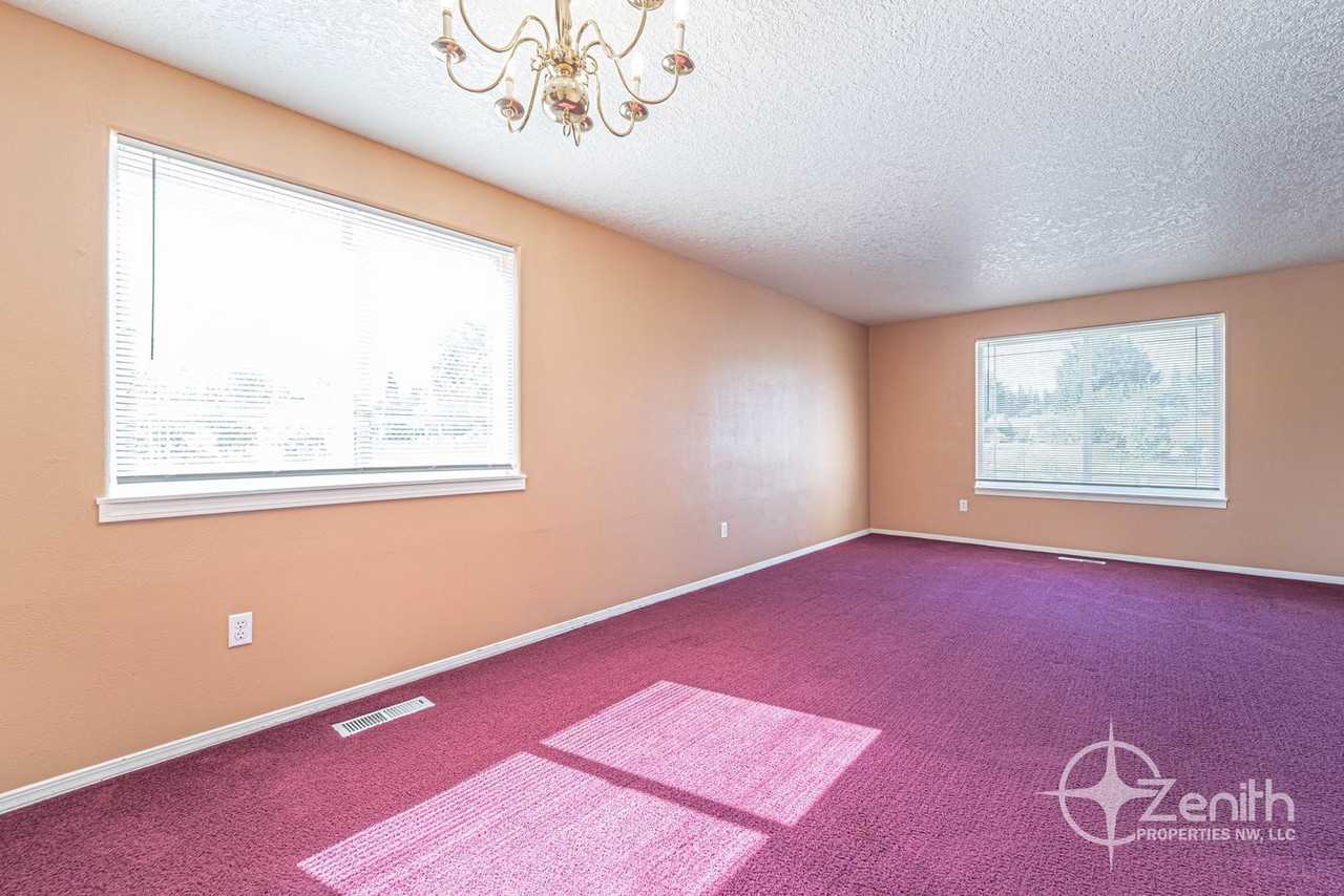15501 Ne 88th St - Photo 7 of 44