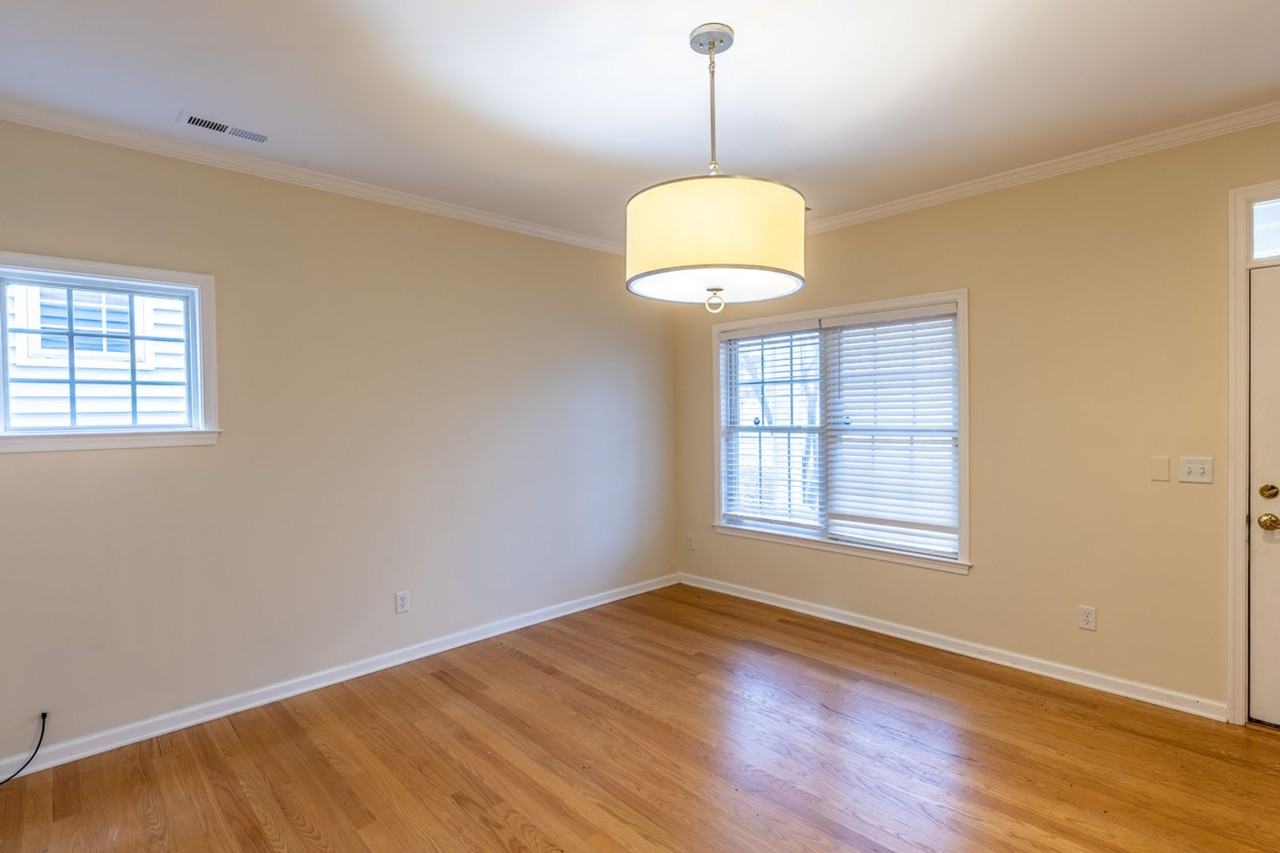 158 Burnet St - Photo 3 of 50