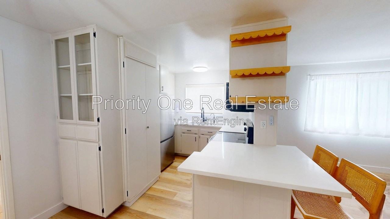 4420 Cleveland Ave #4 - Photo 5 of 15
