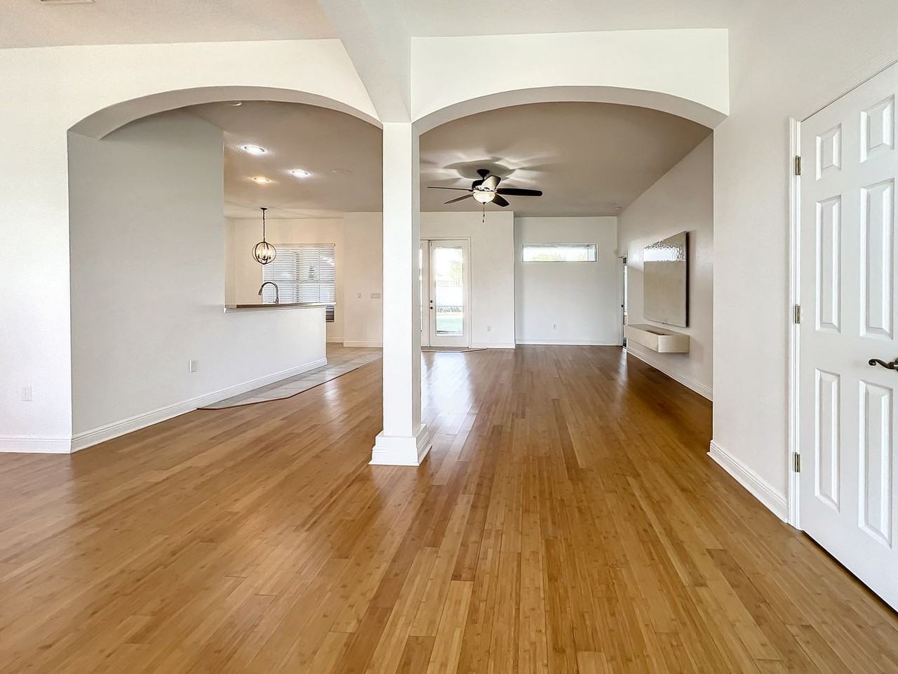 6022 Rolling Vista Loop - Photo 7 of 37