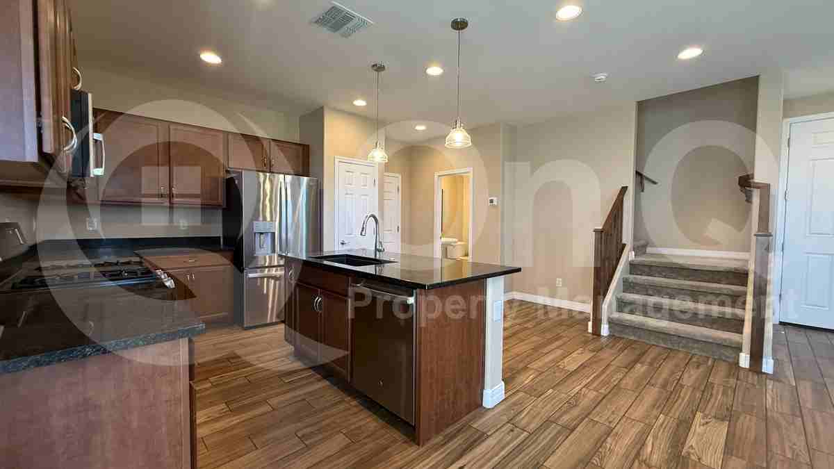43265 N Plum St - Photo 7 of 20