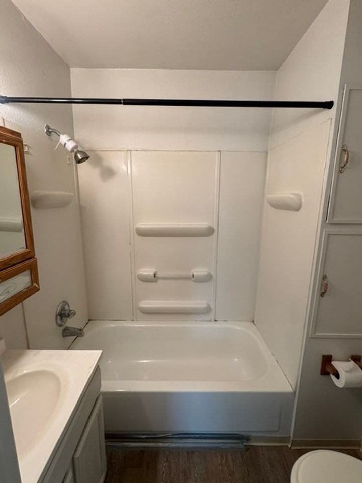 809 King St - Photo 4 of 15