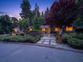 featured image of 3221 Lunada Ln
