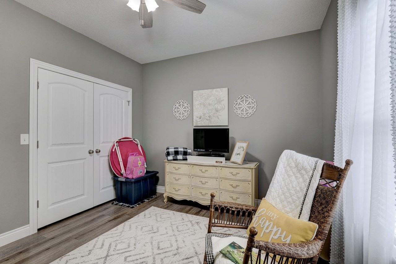 608 Pineview Ln - Photo 7 of 10