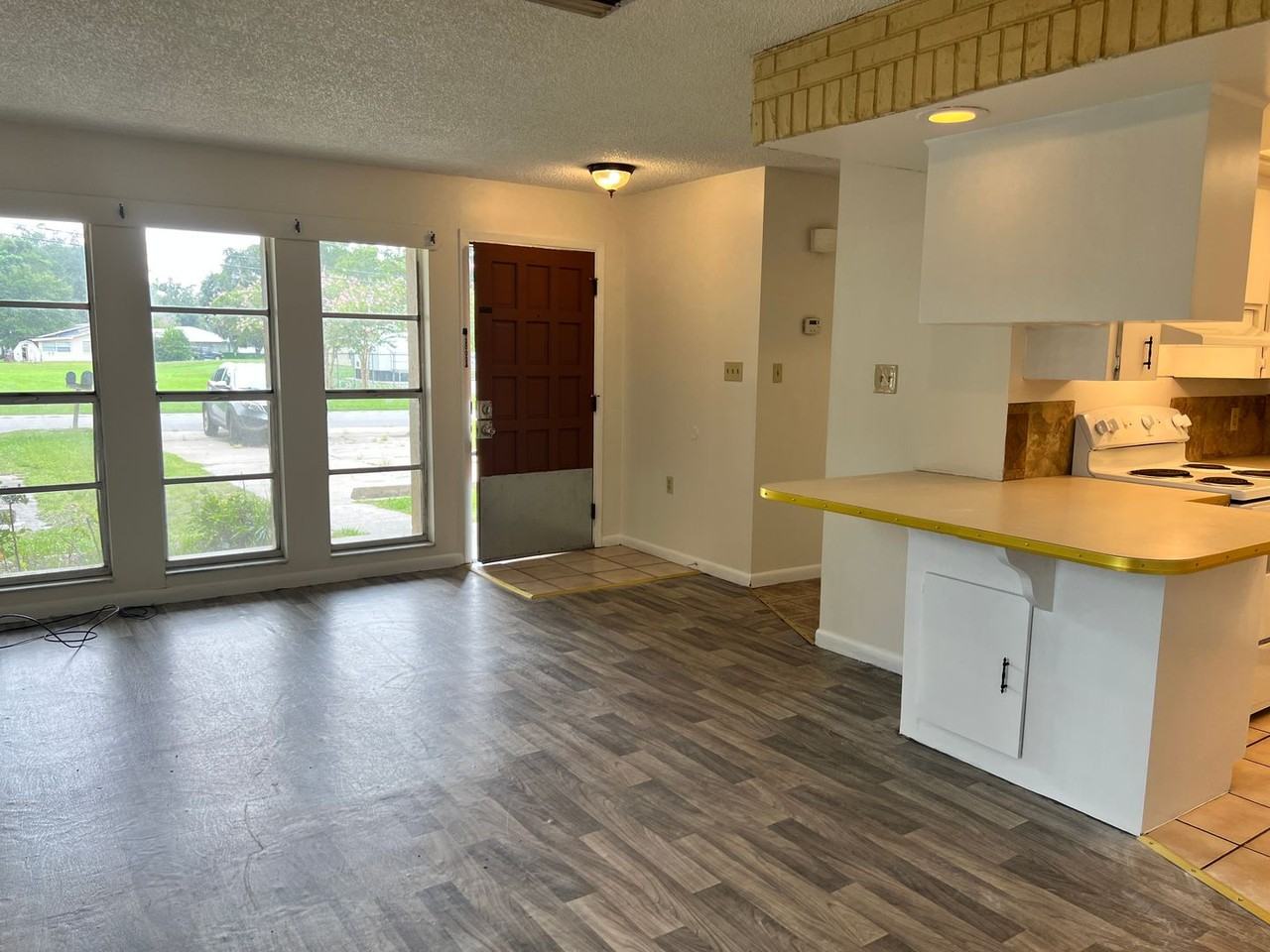 4608 Sandy Ln - Photo 5 of 14