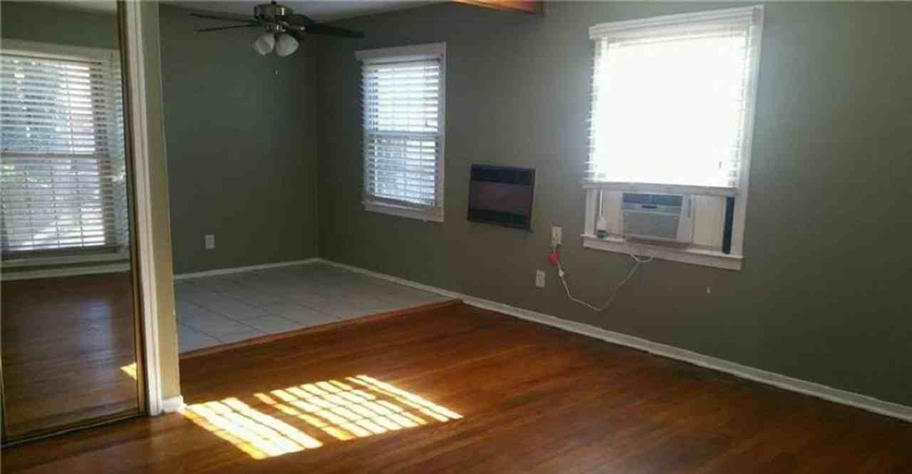 7108 Chryslon Ln - Photo 4 of 8