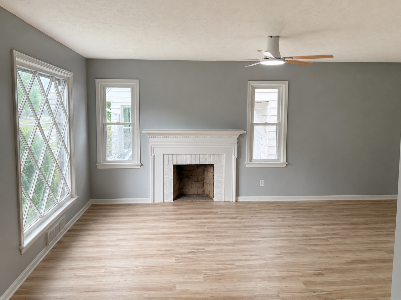 1371 S Belvoir Blvd - Photo 5 of 13