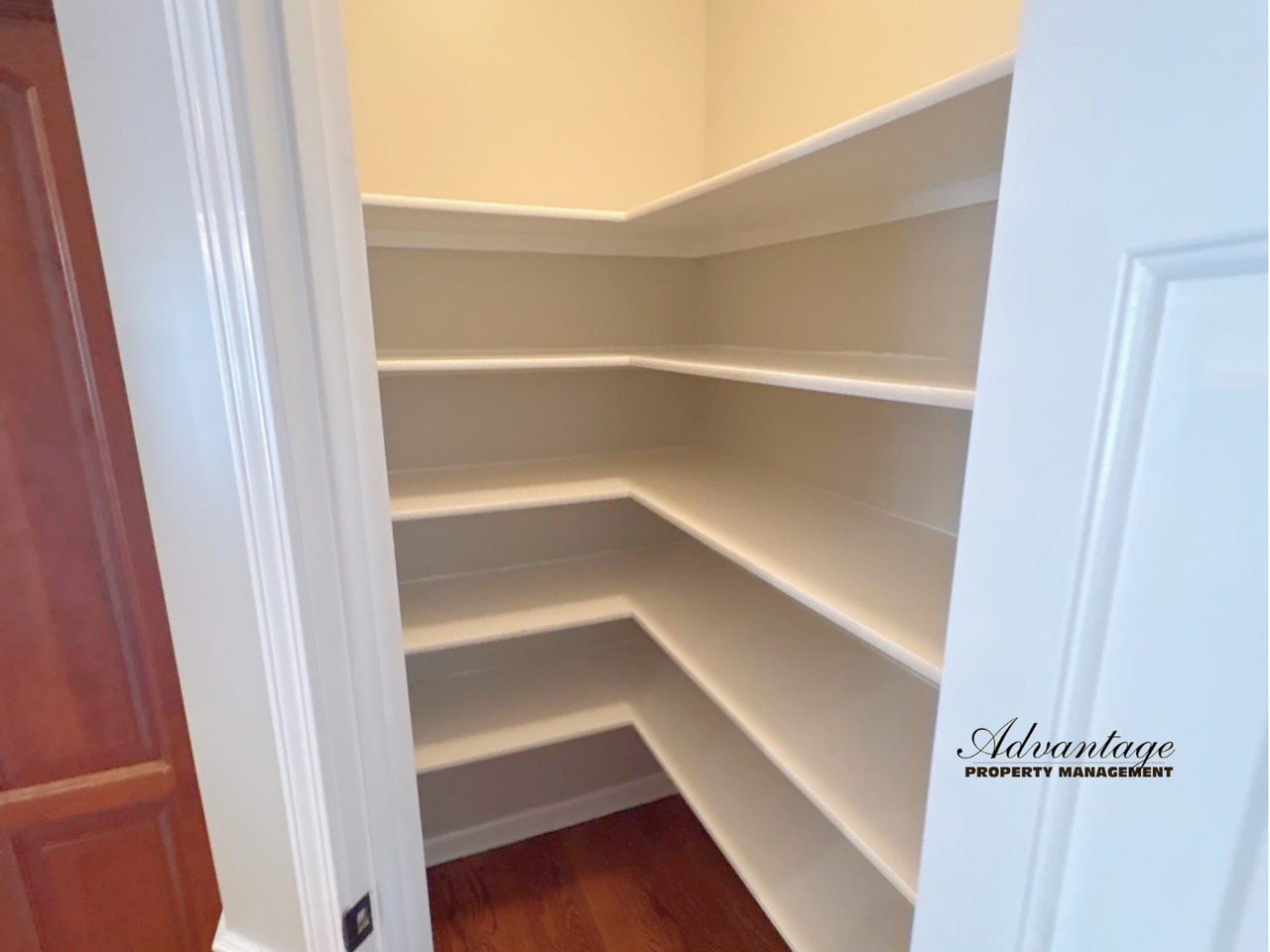 1286 Creek Valley Dr - Photo 4 of 26