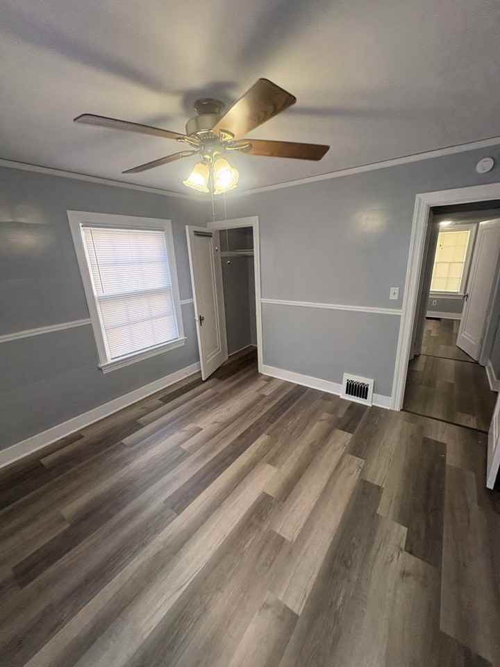 2511 W Downs Cir - Photo 7 of 17