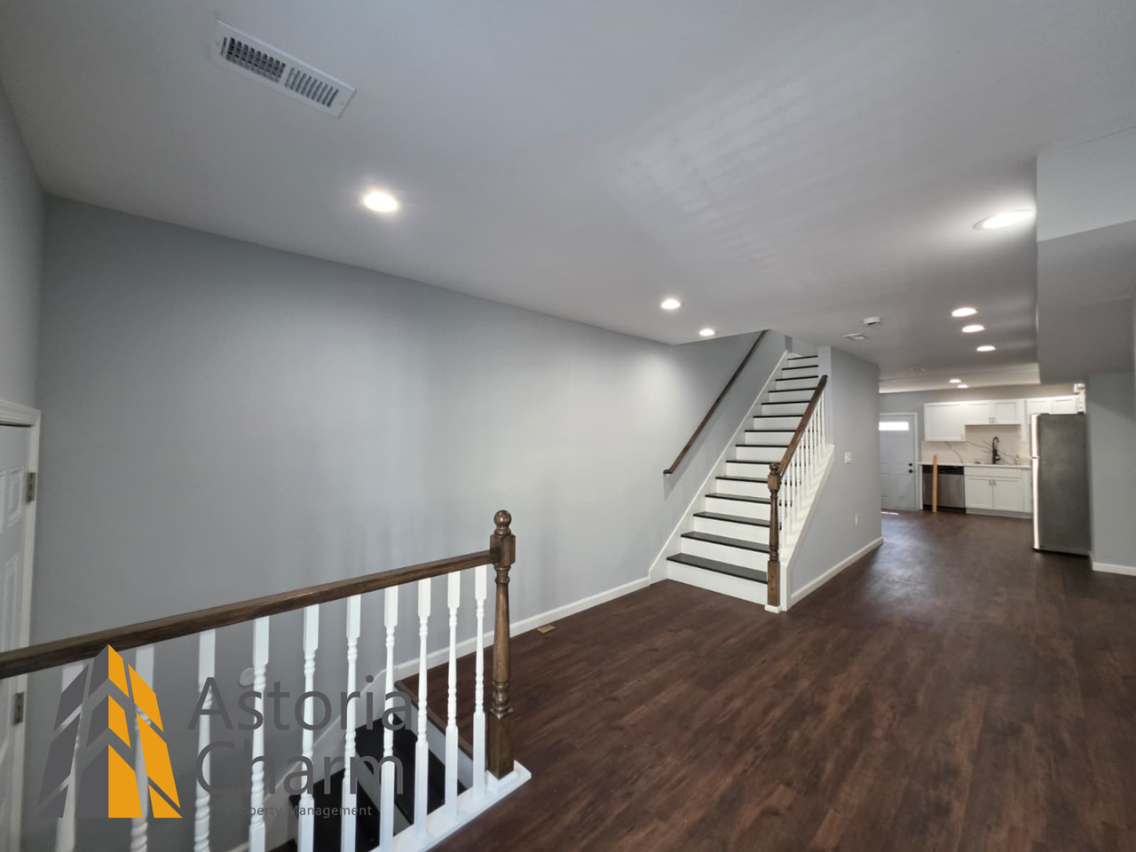 408 N Belnord Ave - Photo 3 of 28