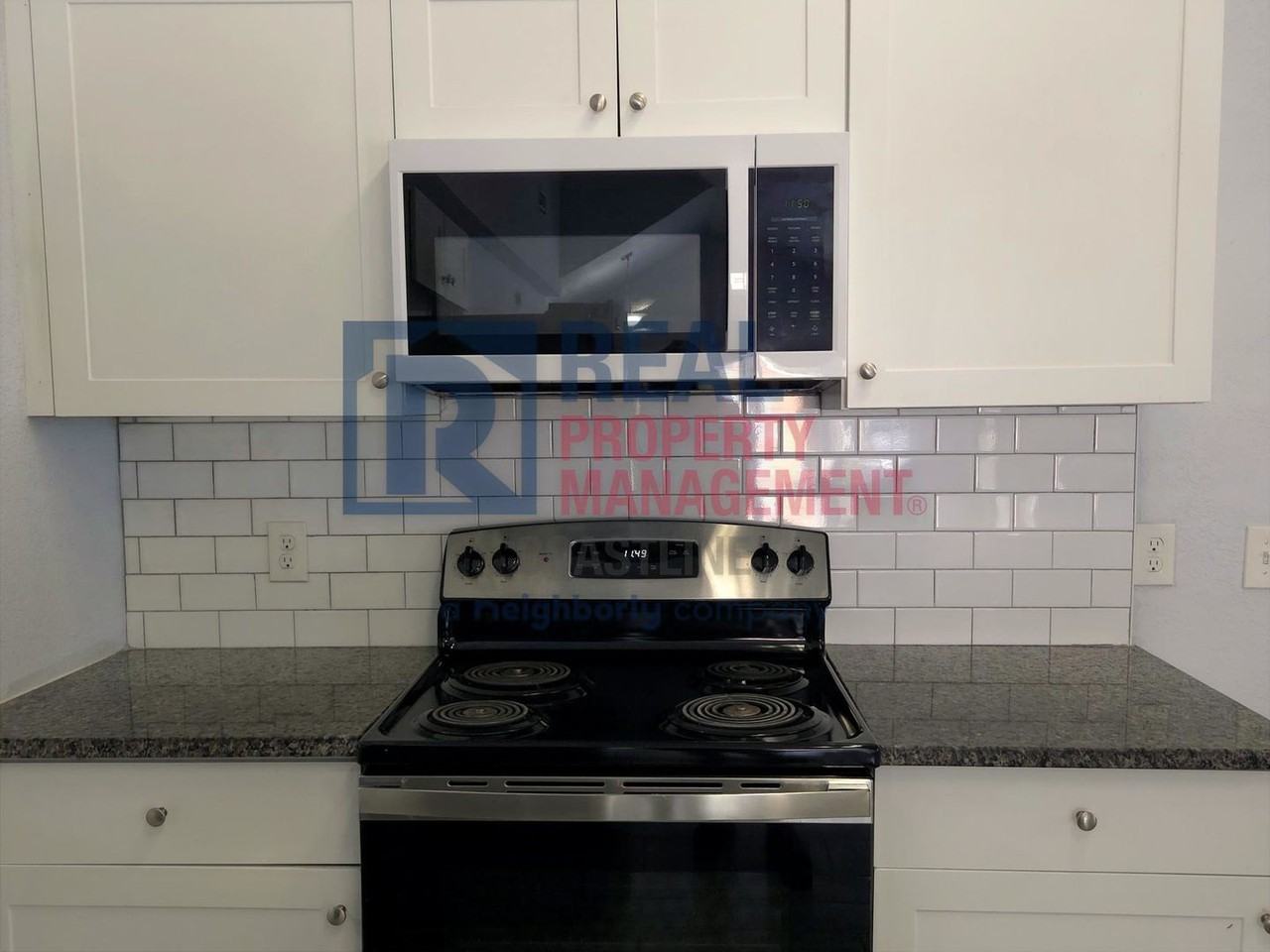 1415 10th St W - Photo 7 of 27