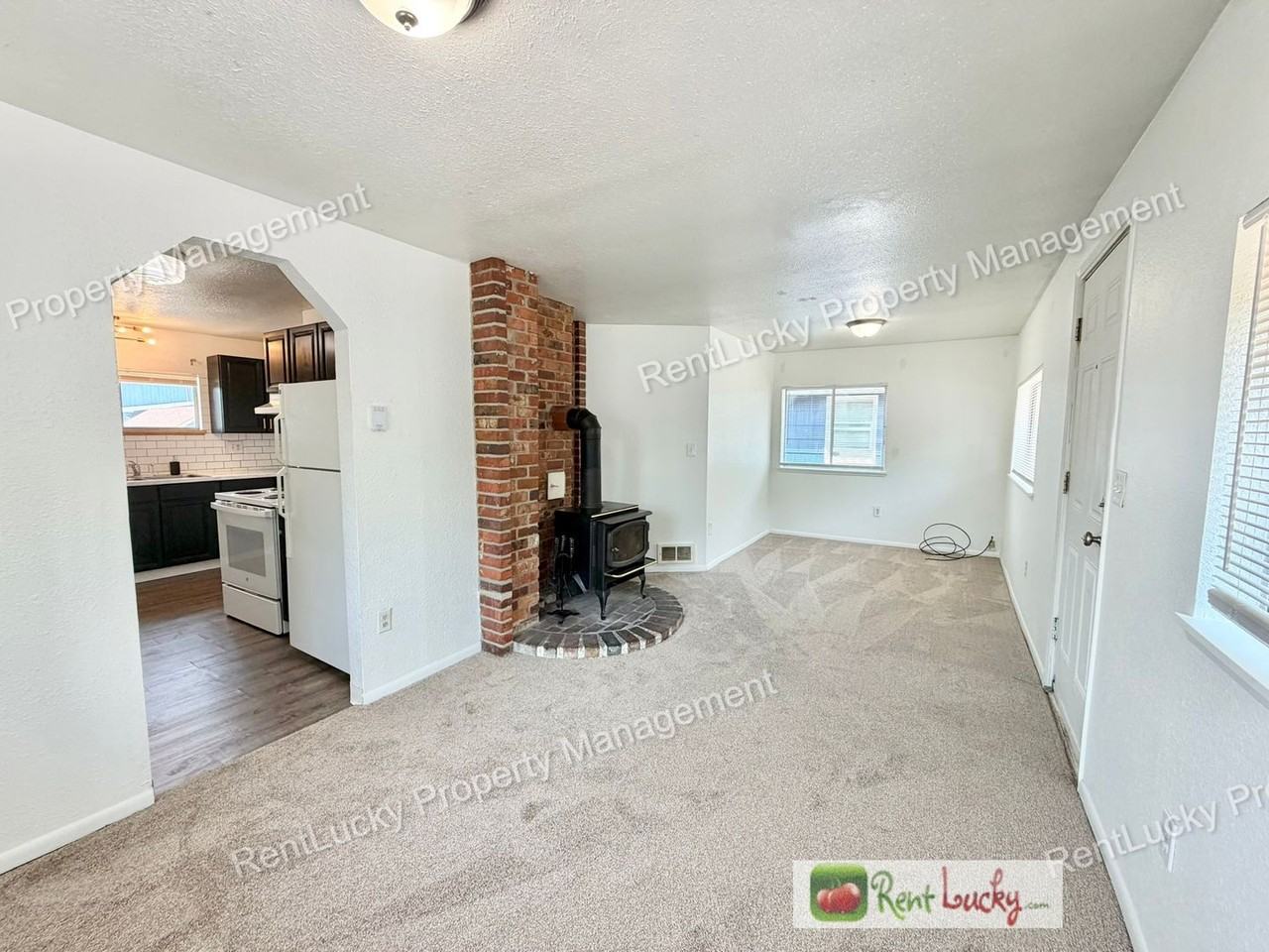 5511 18th Ave S - Photo 6 of 29