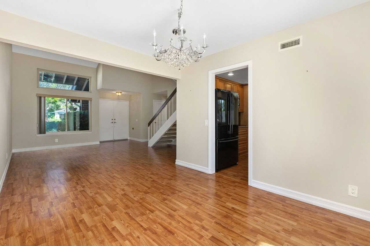 1925 Circle Park Ln - Photo 6 of 29