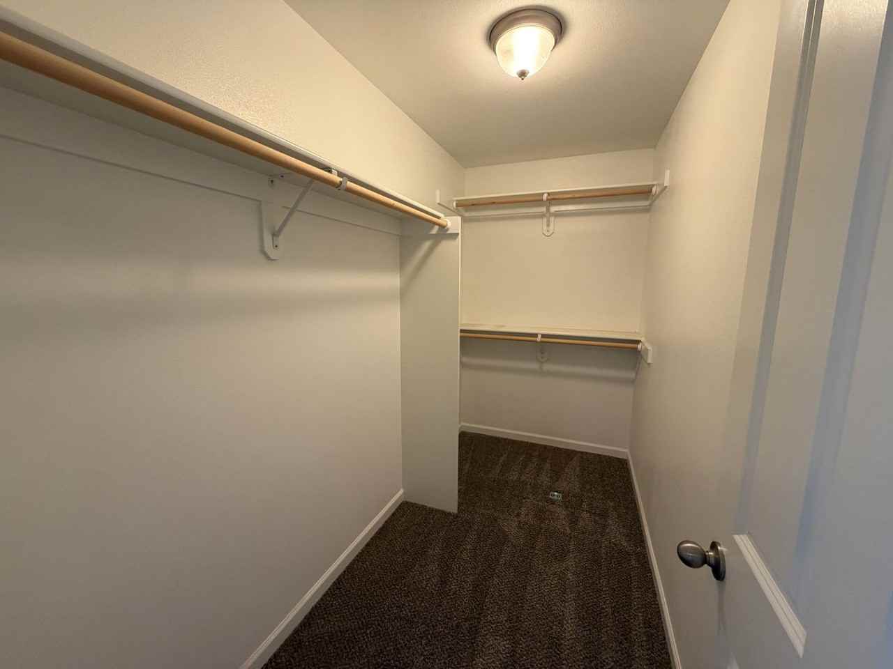 1450 Se Gooseberry St - Photo 6 of 12