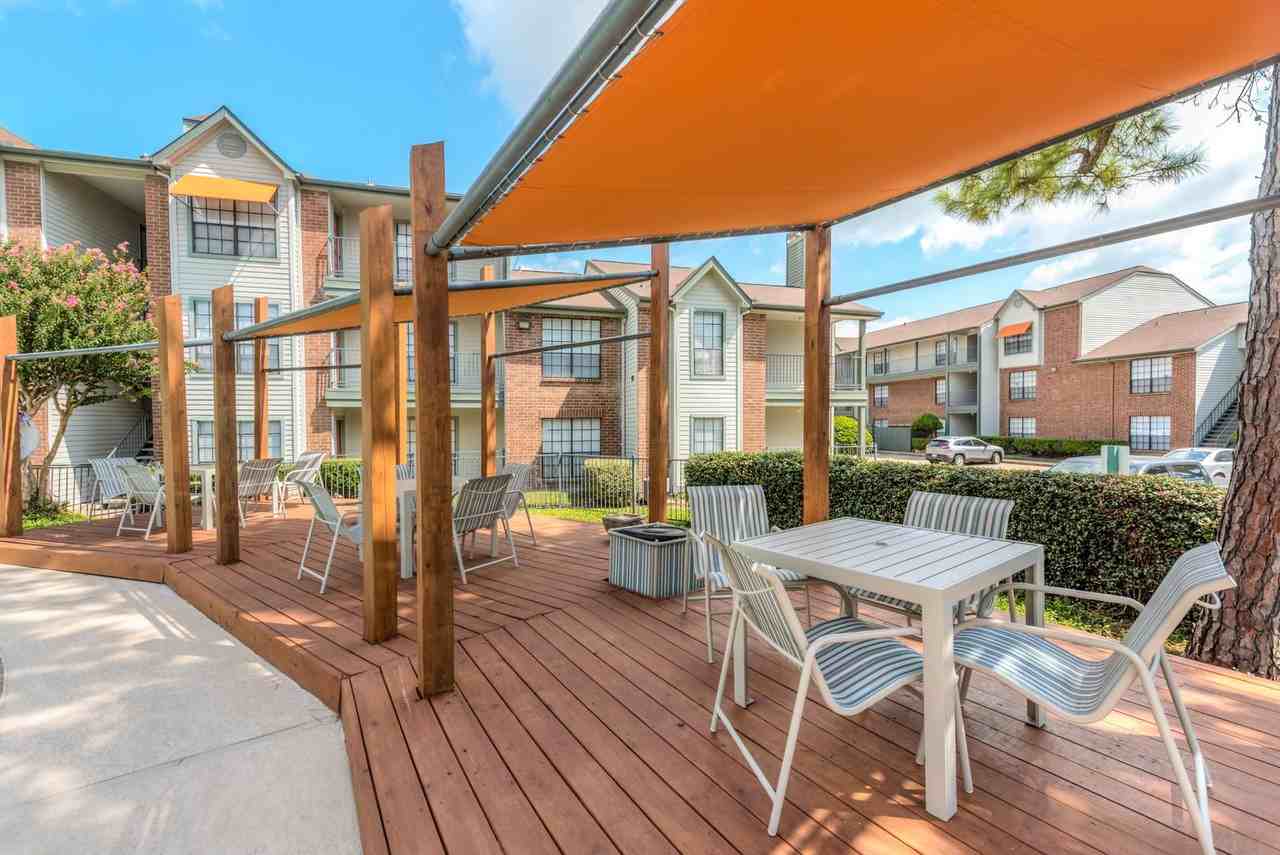 Crystal Falls Apartments - Photo 4 of 25