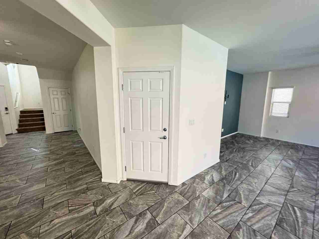 8123 Mosaic Sunrise Ln - Photo 7 of 27