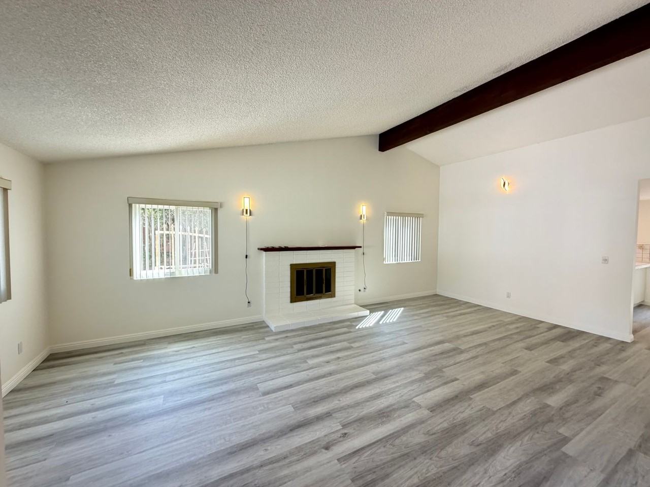 7254 Pomelo Dr - Photo 3 of 15