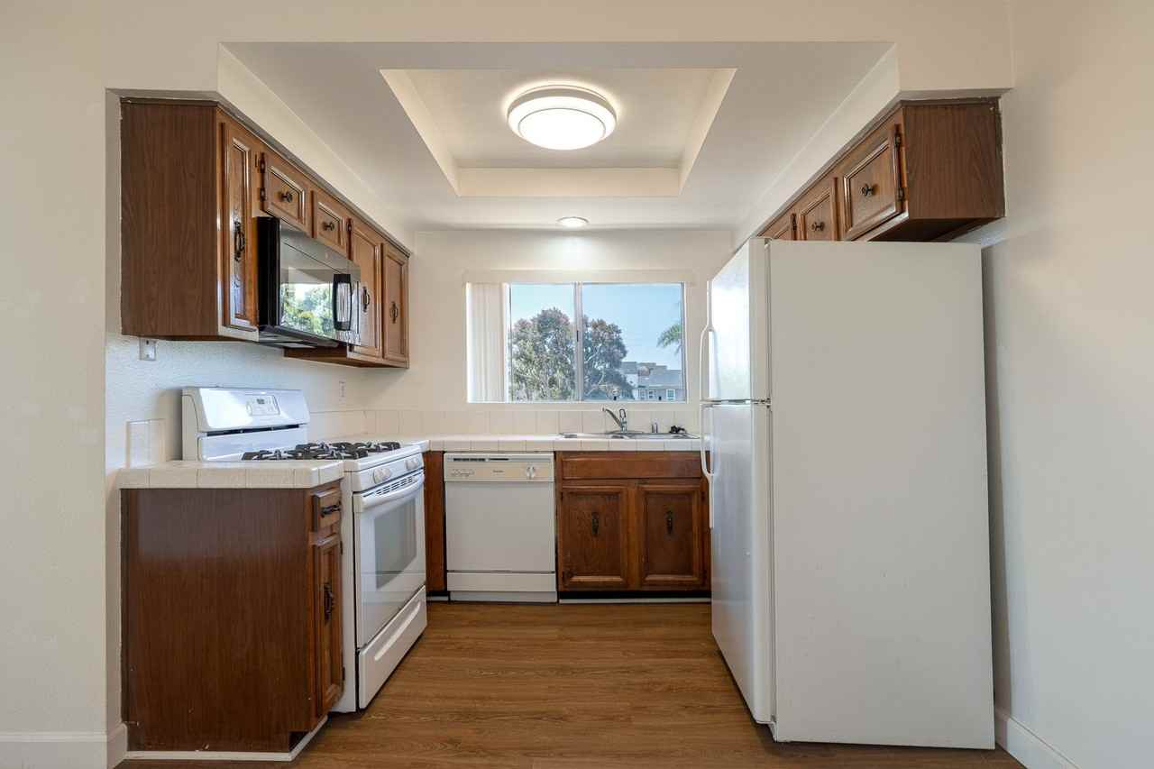 4903 Dunes St - Photo 6 of 25