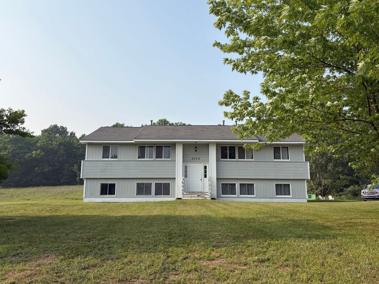 3359 Mahoney Dr