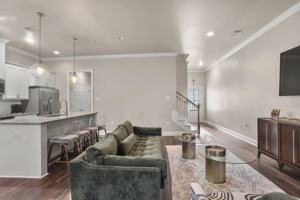 featured image of 8123 Stonelake Cirlce Ave E