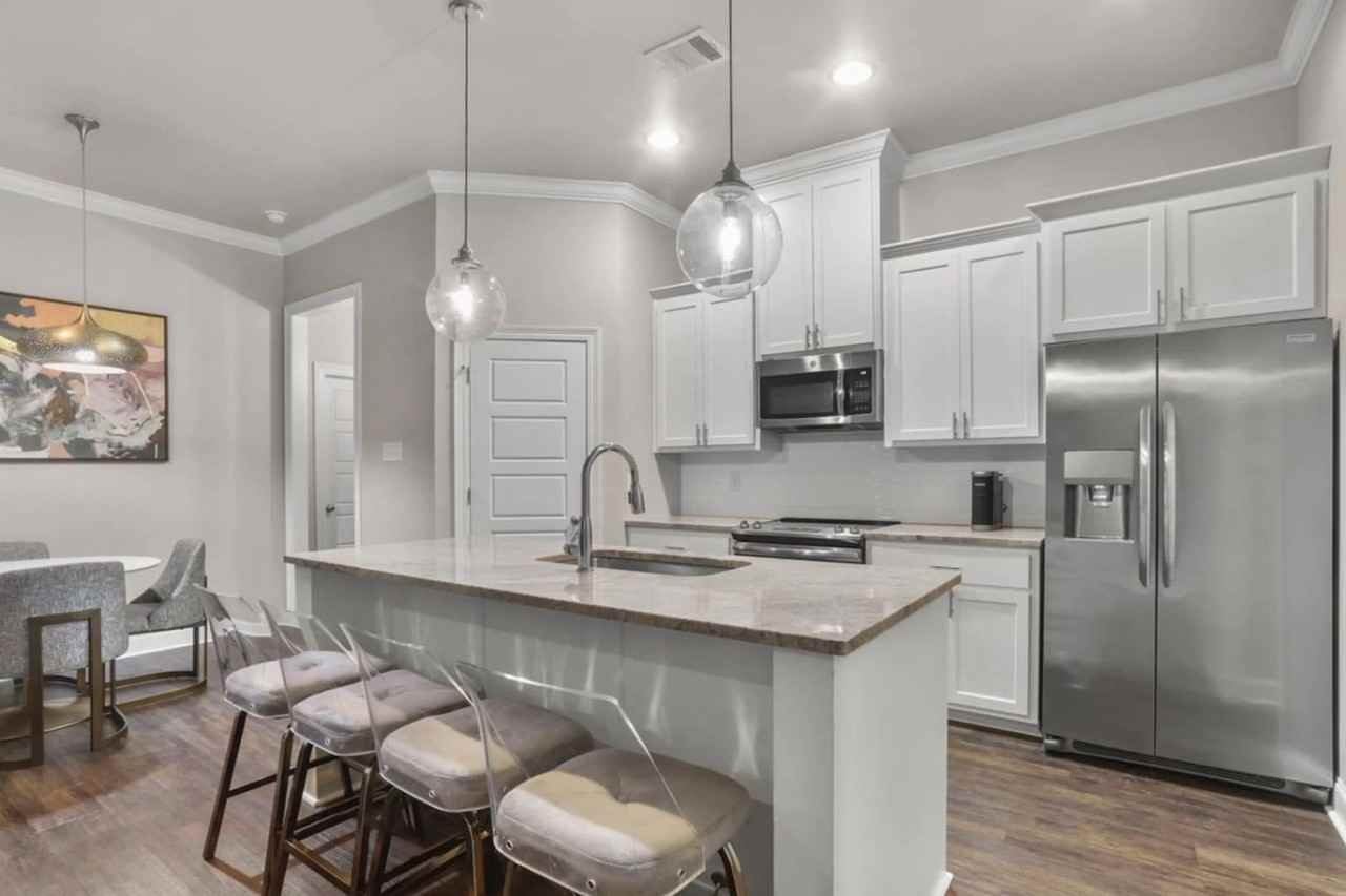 8123 Stonelake Cirlce Ave E - Photo 2 of 17