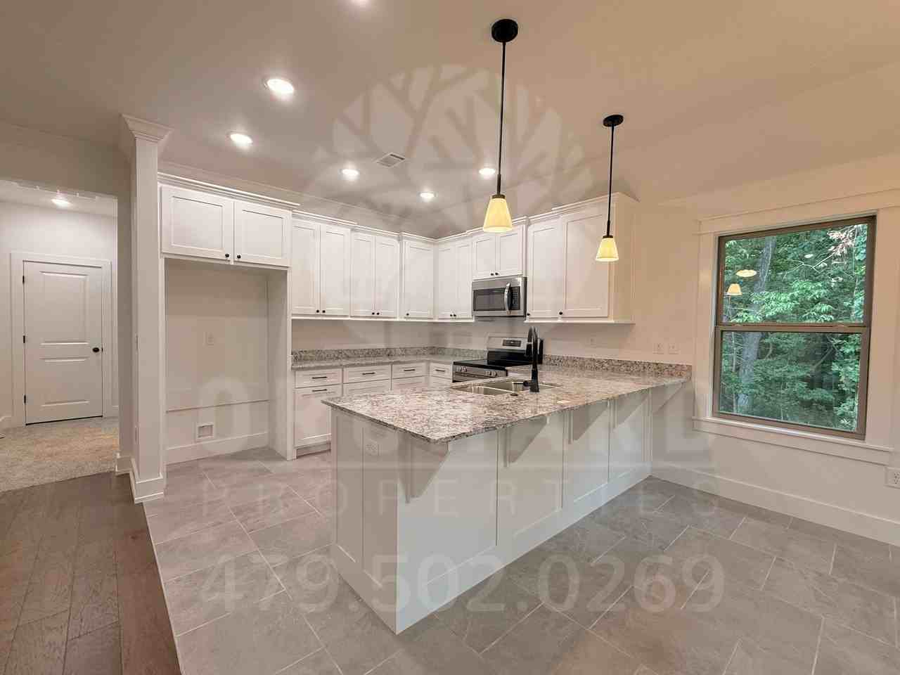 12 Kinross Dr - Photo 4 of 22