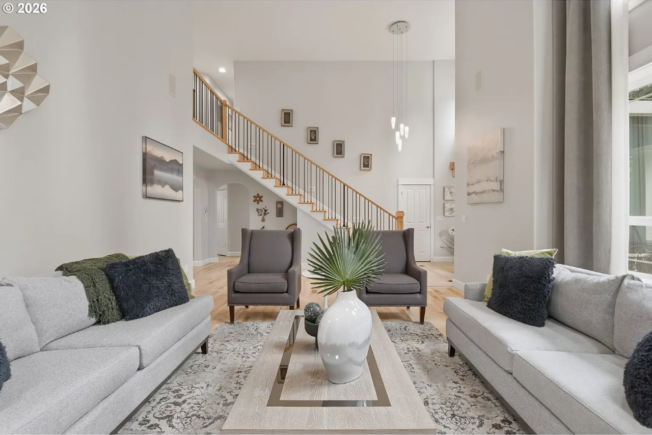 8145 Sw 57th Ave - Photo 5 of 41
