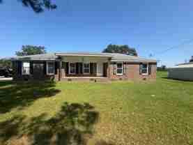 2146 Crescent Dr - Photo 1 of 1