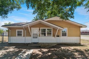 3800 Atlas Dr - Photo 1 of 1