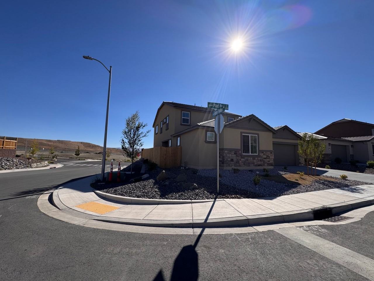 6792 Pilot Peak Ct - Photo 2 of 25