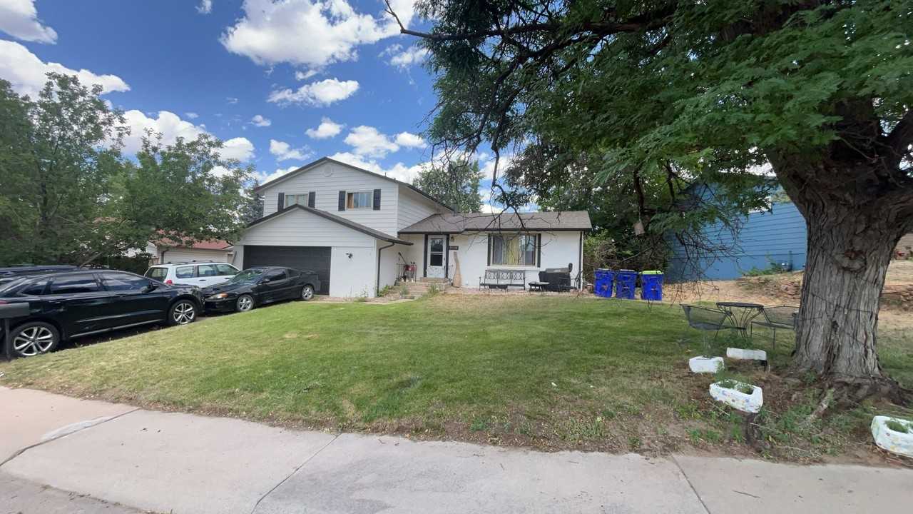 15739 E Greenwood Dr - Photo 2 of 2