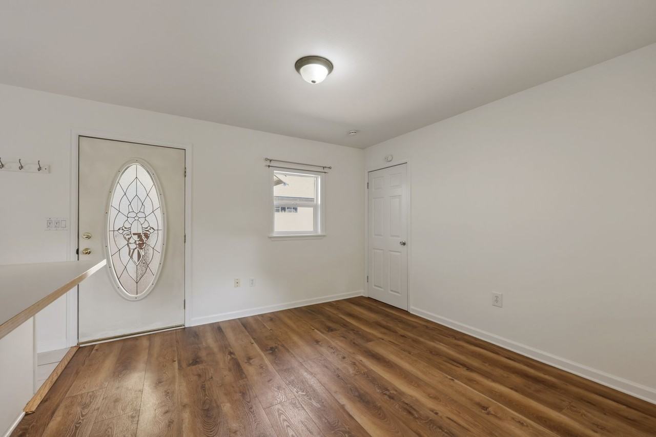127A Plymouth St Nw - Photo 5 of 18