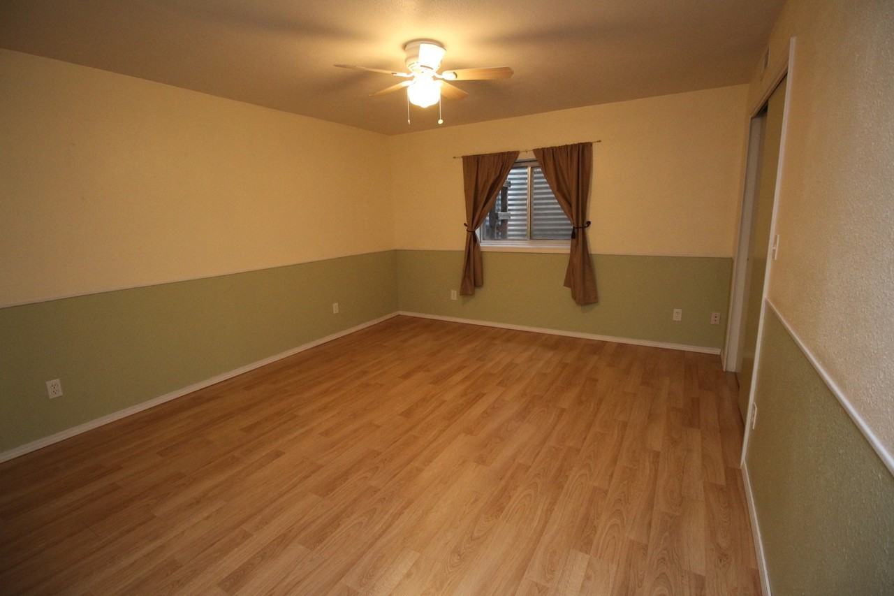 6724 Lost Springs Dr - Photo 3 of 14