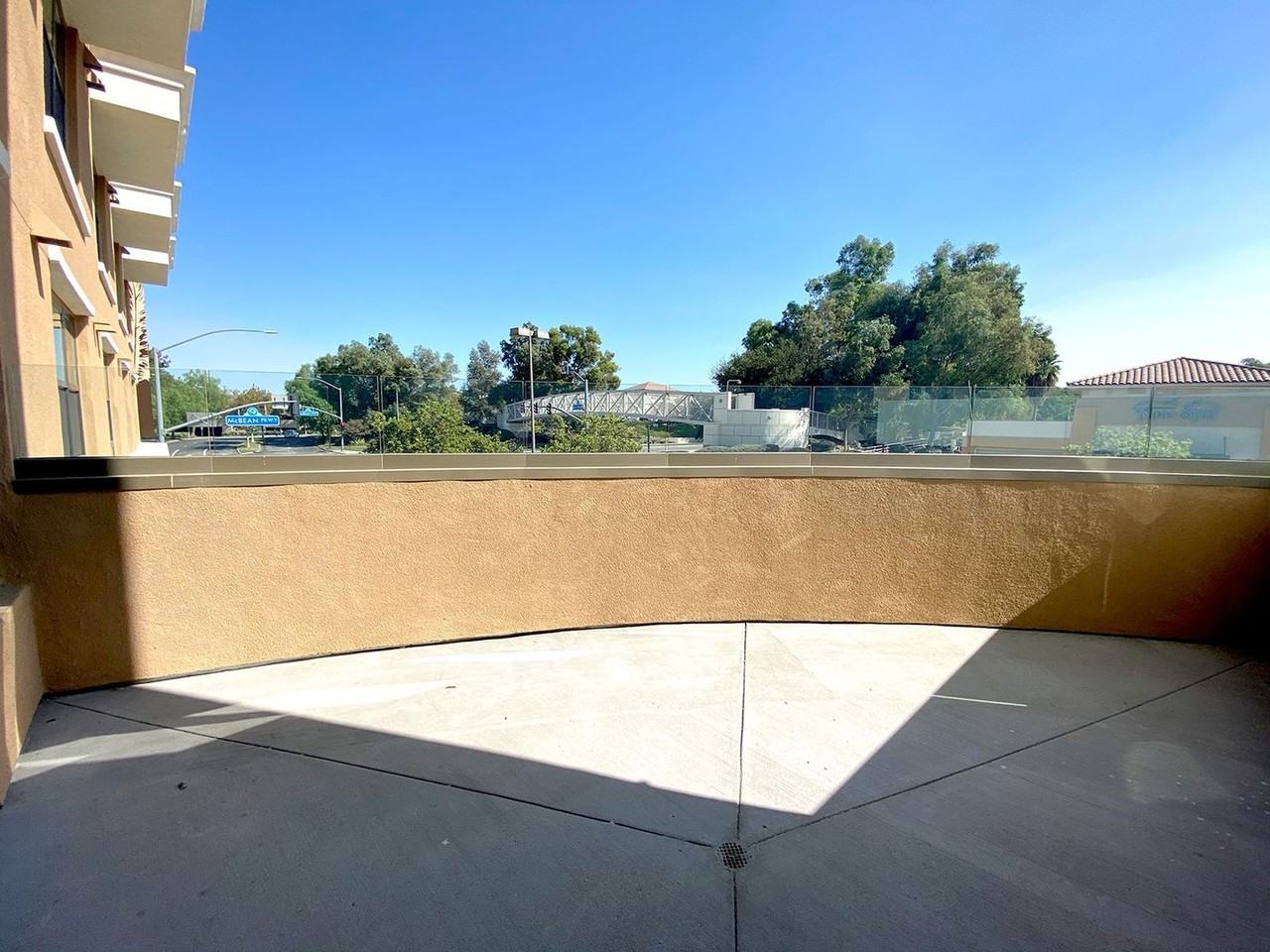 Monticello Apartments in Valencia! - Photo 4 of 18