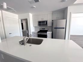Monticello Apartments in Valencia! - Photo 1 of 1