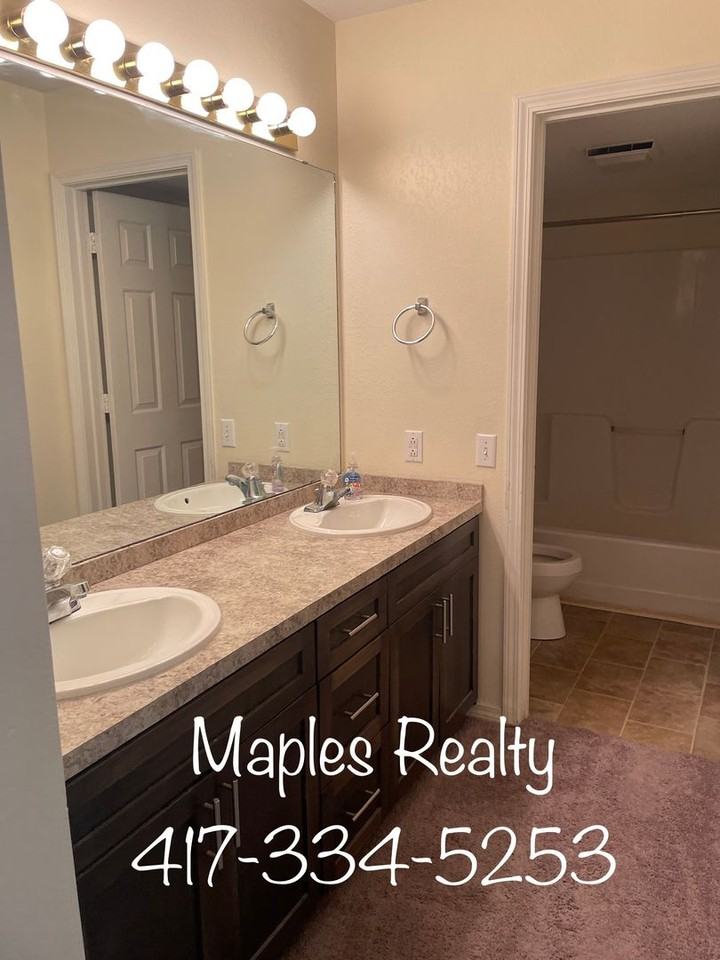 510 Abby Ln #3 - Photo 4 of 10