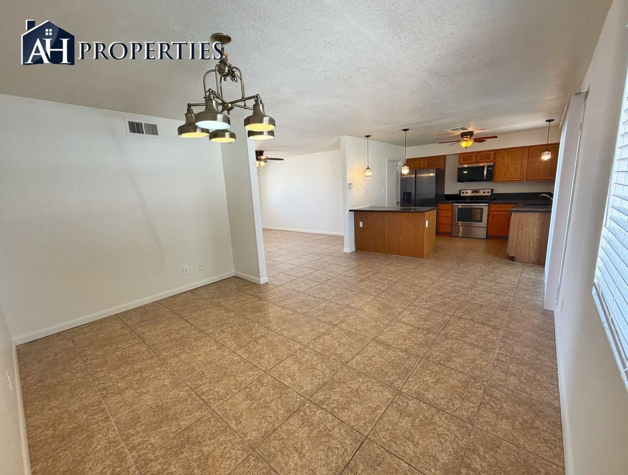 3222 W Villa Maria Dr - Photo 4 of 15