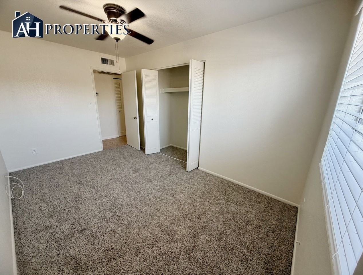 3222 W Villa Maria Dr - Photo 7 of 15