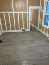 933 S Greenlawn Ave - Photo 1 of 1