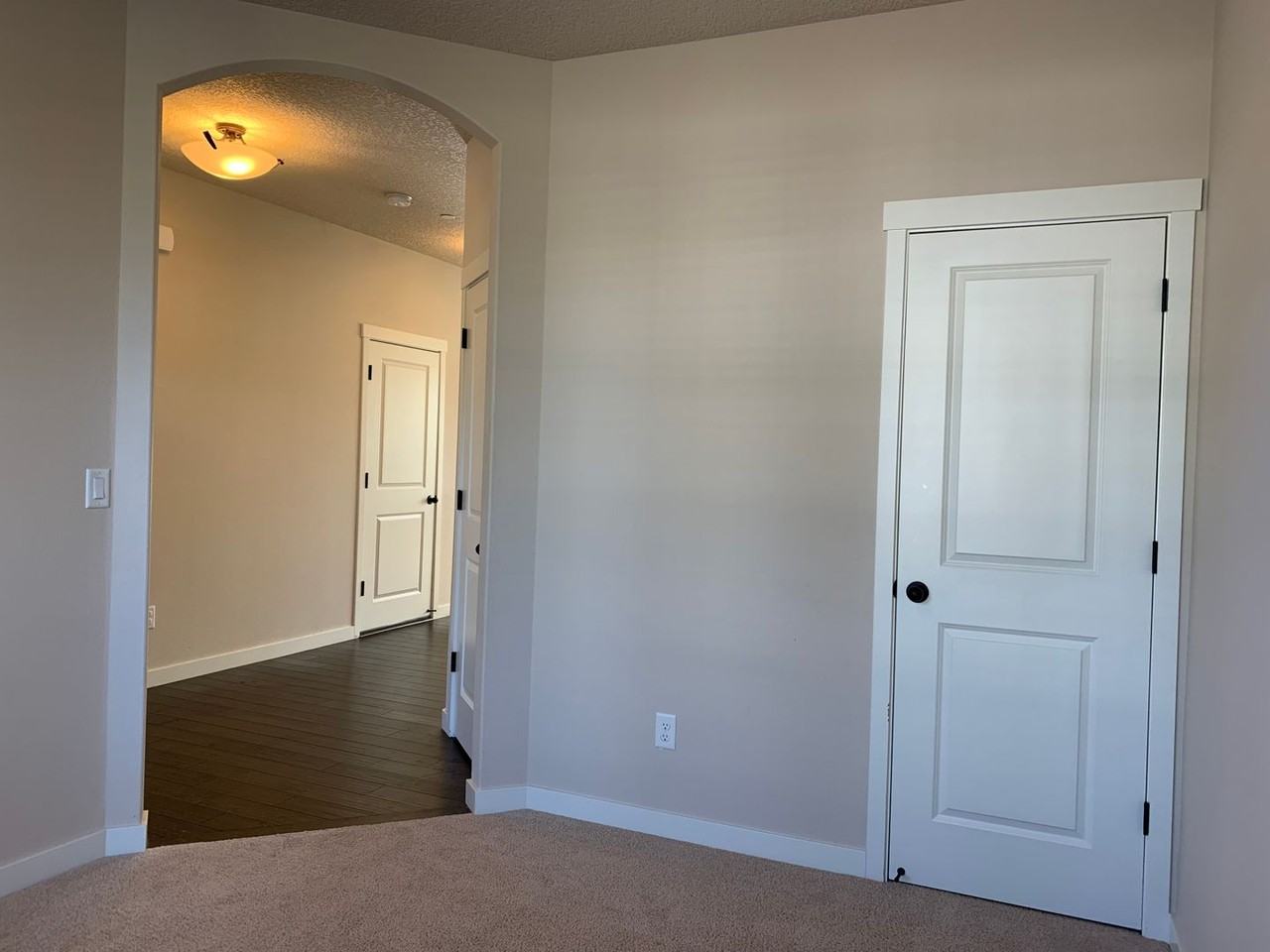 4223 Ne Tacoma Ct - Photo 5 of 42