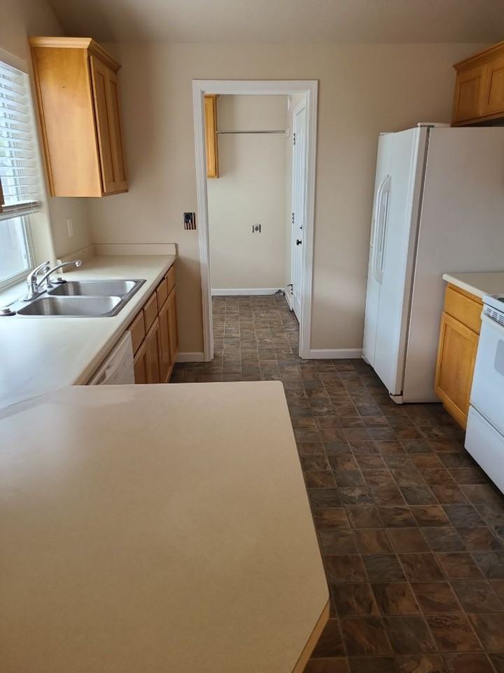 1101 Gibbs Ct #1101 - Photo 5 of 13