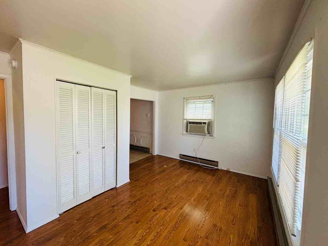 1661 Mount Tabor Rd - Photo 2 of 13
